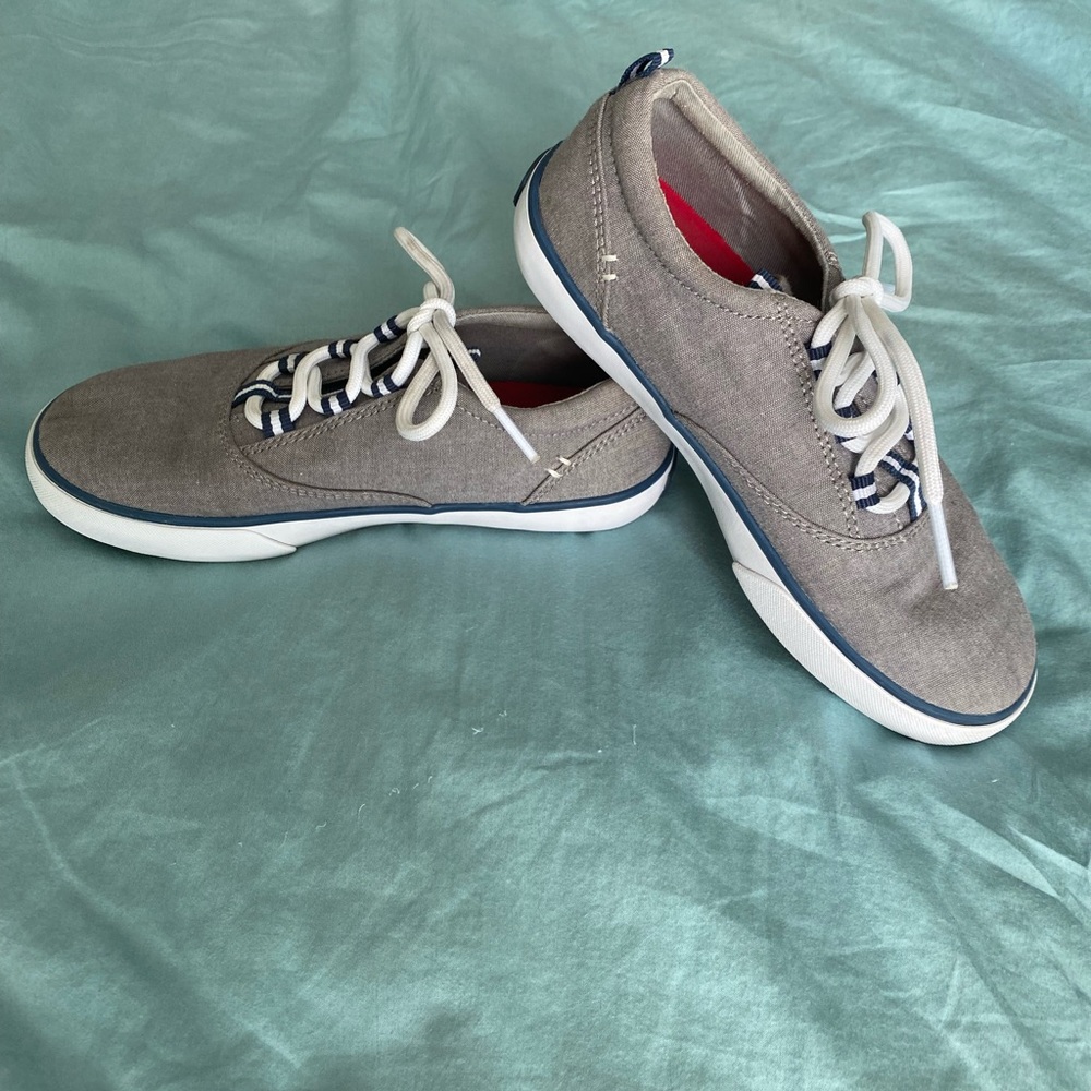 Boys Sperry’s, Size J1